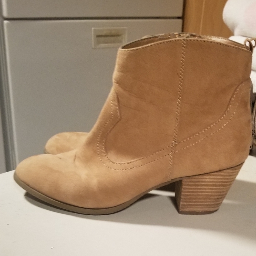 Tan Boots Size 10